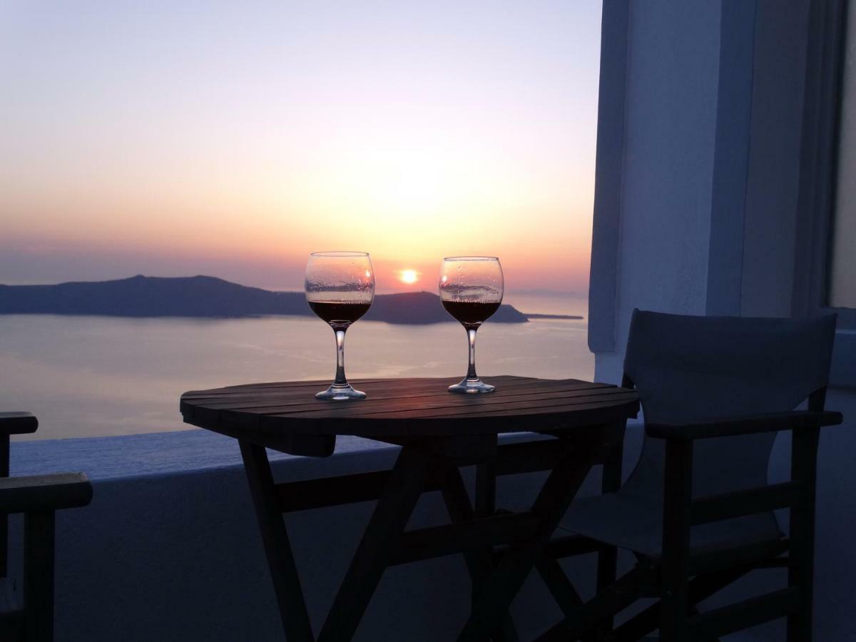 Yposkafo Suites - Studio - Santorini Fira  Esterno foto